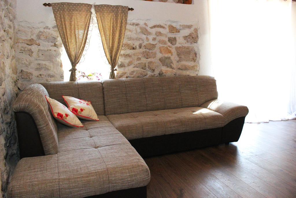 Holiday Home Cvita Lozovac Exterior foto